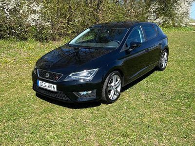 Second-hand Seat Leon FR 150 CP (110 kW) 2016 Negru Berlinǎ
