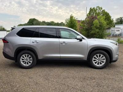 Gebraucht Toyota Highlander Luxury 245 PS (180 kW) 2024 Silber SUV