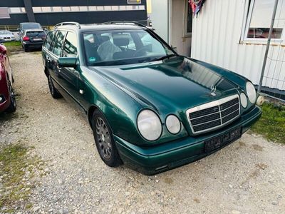 Mercedes E240