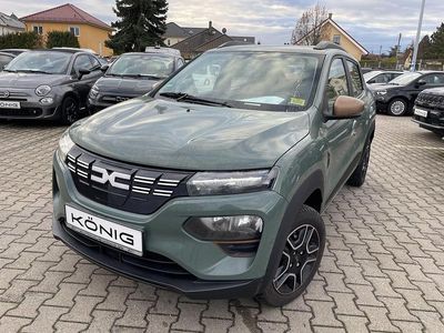 Grün Gebraucht 2023 Dacia Spring Extreme Kleinwagen | 17.999 € (Etwas zu teuer)