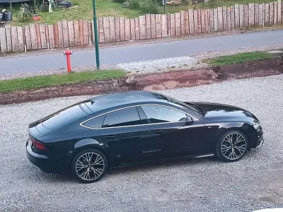 Gebraucht Audi A7 Sportback Competition 204 PS (150 kW) 2011 Schwarz Kleinwagen