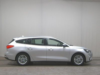 Gebraucht Ford Focus Titanium 125 PS (91 kW) 2021 Silber Kombi