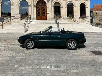 Używany Mazda MX5 90 KM (66 kW) 1996 Zielony Kabriolet