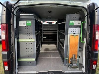 Gebraucht Renault Trafic Komfort 120 PS (88 kW) 2017 Weiß Van / Kleinbus