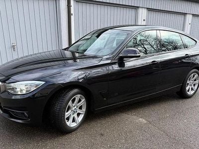 Gebraucht BMW 330 Advantage 258 PS (189 kW) 2015 Schwarz Limousine