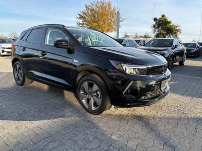Usata Opel Grandland X GS Line 131 CV (96 kW) 2023 Nero SUV