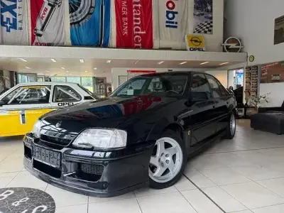 Gebraucht Opel Omega 377 PS (277 kW) 1992 Grün Kombi