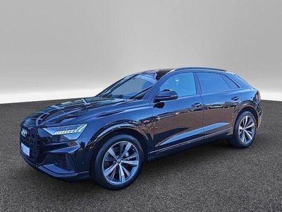 Gebraucht Audi Q8 Ambiente 286 PS (210 kW) 2020 Orcaschwarz metallic SUV