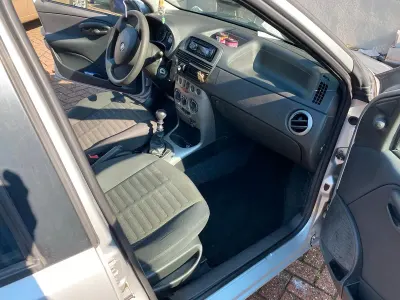 Gebraucht Fiat Punto 60 PS (44 kW) 2010 Silber Kleinwagen