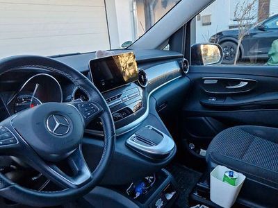 Blau Gebraucht 2020 Mercedes V250 Marco Polo Van / Kleinbus | 57.900 € (Teuer)