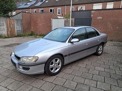 Opel Omega