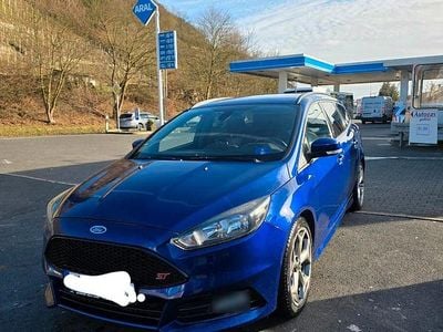 Gebraucht Ford Focus ST 185 PS (136 kW) 2016 Kombi