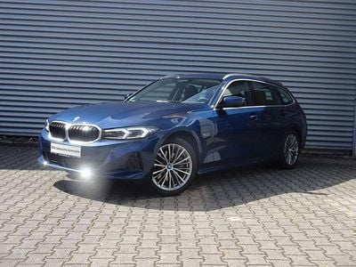 Usado BMW 330e Performance 292 HP (214 kW) 2023 Azul Carrinha