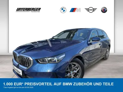 Gebraucht BMW 520 Sport Line 197 PS (144 kW) 2025 Blau Kombi