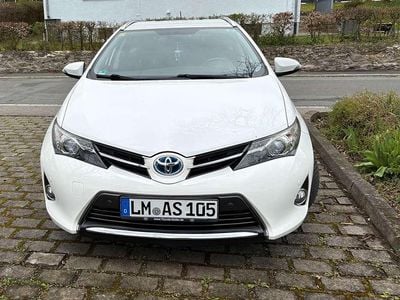 Gebraucht Toyota Auris Hybrid 99 PS (72 kW) 2013 Kombi