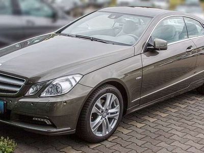 gebraucht Mercedes E250 E250 CGI Coupe BlueEFFICIENCY Automatik Avantgard