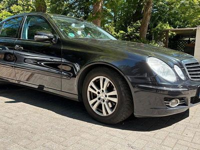 Second-hand Mercedes 220 170 CP (125 kW) 2009 Negru Berlinǎ