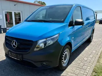 Gebraucht Mercedes Vito 163 PS (119 kW) 2021 Blau Van