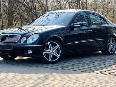 Gebraucht Mercedes E500 AMG 306 PS (225 kW) 2005 Schwarz Limousine