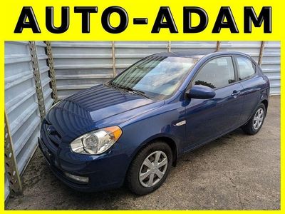 Begagnad Hyundai Accent 97 HK (71 kW) 2007 Blå Halvkombi