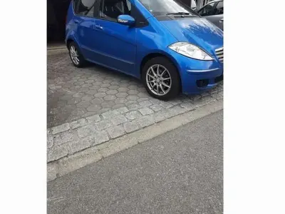 Gebraucht Mercedes A170 Classic 116 PS (85 kW) 2008 Blau Limousine