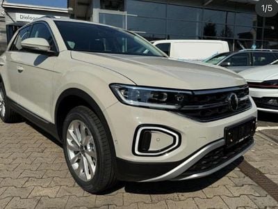 Gebraucht VW T-Roc 150 PS (110 kW) 2024 Beige SUV
