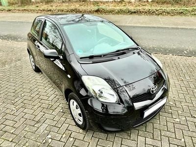 Gebraucht Toyota Yaris 69 PS (50 kW) 2009 Schwarz Kleinwagen