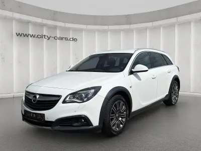 Gebraucht Opel Insignia Country Tourer 170 PS (125 kW) 2015 Weiß Kombi