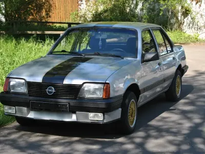 Brugt Opel Ascona 115 HK (84 kW) 1985 Sølv Sedan