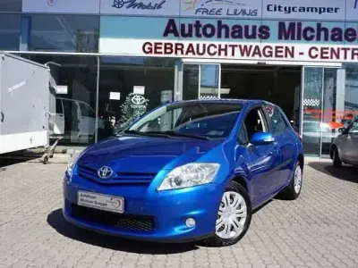Gebraucht Toyota Auris Life 99 PS (72 kW) 2010 Blau Kleinwagen