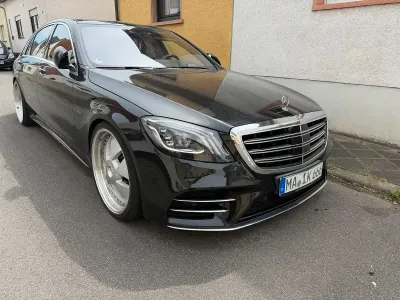 Gebraucht Mercedes S560 500 PS (367 kW) 2019 Schwarz Limousine
