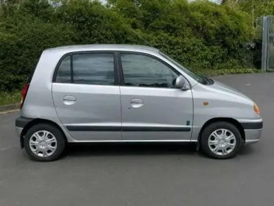 Gebraucht Hyundai Atos 58 PS (42 kW) 2003 Silber Kleinwagen