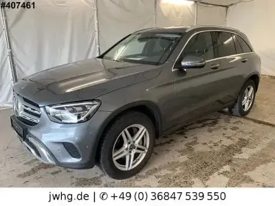 Używany Mercedes GLC300e 306 KM (225 kW) 2022 Szary SUV