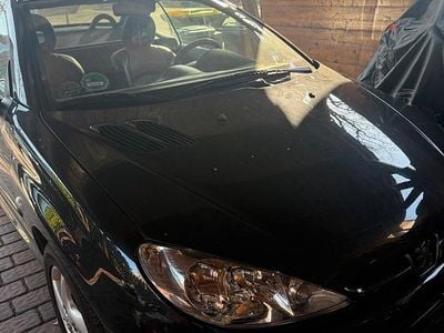 Gebraucht Peugeot 206 CC 109 PS (80 kW) 2006 Schwarz Cabrio