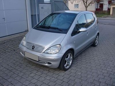 Gebraucht Mercedes A190 Avantgarde 125 PS (91 kW) 2002 Silber Limousine