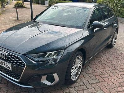 Gebraucht Audi A3 Advanced 116 PS (85 kW) 2021 Grau Limousine