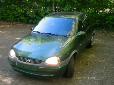 Gebraucht Opel Corsa 75 PS (55 kW) 1999 Grün Kleinwagen