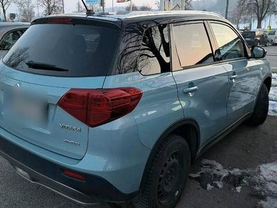 Gebraucht Suzuki Vitara 82 PS (60 kW) 2018 Blau SUV