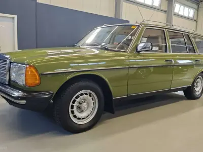 Gebraucht Mercedes 230 135 PS (99 kW) 1981 Grün Kombi