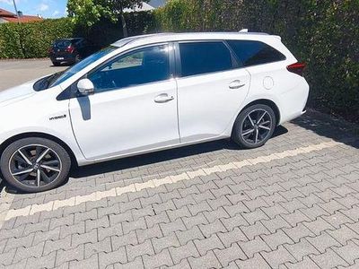 Toyota Auris Touring Sports