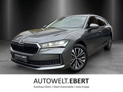 Neu Skoda Superb Selection 193 PS (141 kW) 2026 Grau Limousine