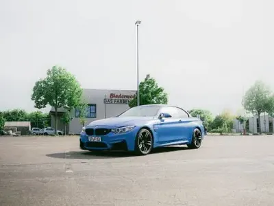 Gebraucht BMW M4 Cabriolet Sport Line 431 PS (317 kW) 2014 Blau Cabrio