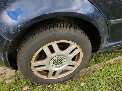 Usata VW Golf IV 100 CV (73 kW) 1998 Nero Utilitaria