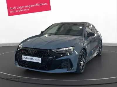 Neu Audi RS3 Sport 400 PS (294 kW) 2026 Grau Limousine
