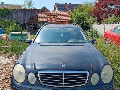 Mercedes E220