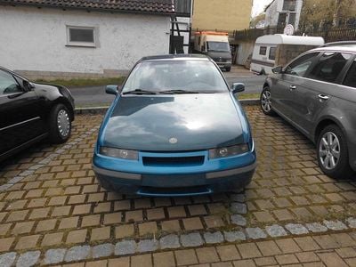 Usado Opel Calibra 116 CV (85 kW) 1993 Verde Coupe