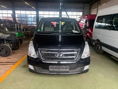 Gebraucht Hyundai H-1 Classic 116 PS (85 kW) 2018 Schwarz Van / Kleinbus