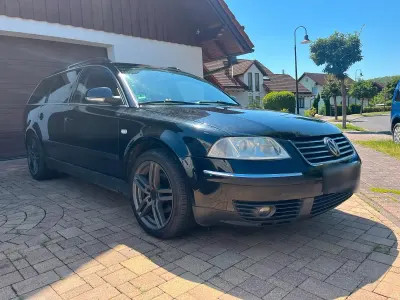 Gebraucht VW Passat 131 PS (96 kW) 2003 Schwarz Kombi