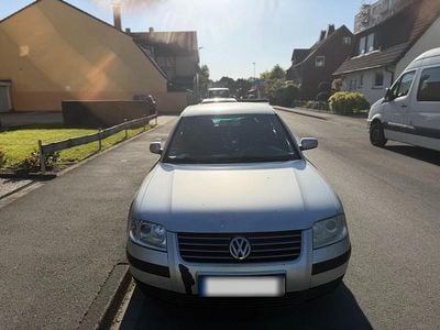 Usata VW Passat 101 CV (74 kW) 2001 Argento Berlina