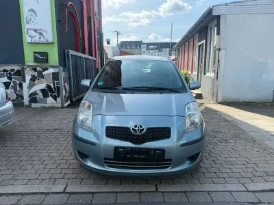 Gebraucht Toyota Yaris Sol 87 PS (63 kW) 2007 Silber Kleinwagen